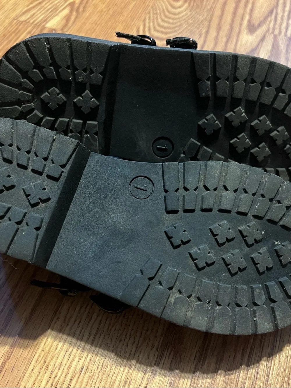 Art Class Black Mary Jane’s size 1